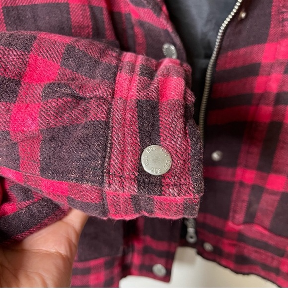BDG Urban Outfitters Skye Plaid Shirt Jacket in Red and Black Size Medium - Picture 9 of 10
